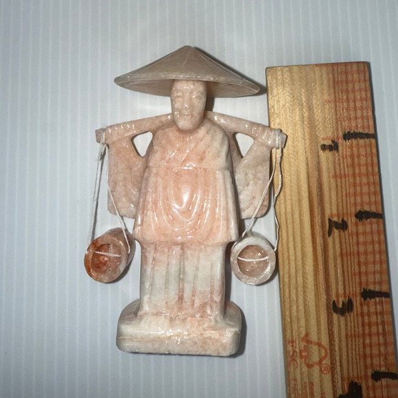 Vintage Asian Alabaster Fisherman Figurine 3.5” Hand-Carved Stone Sculpture - Picture 8 of 9